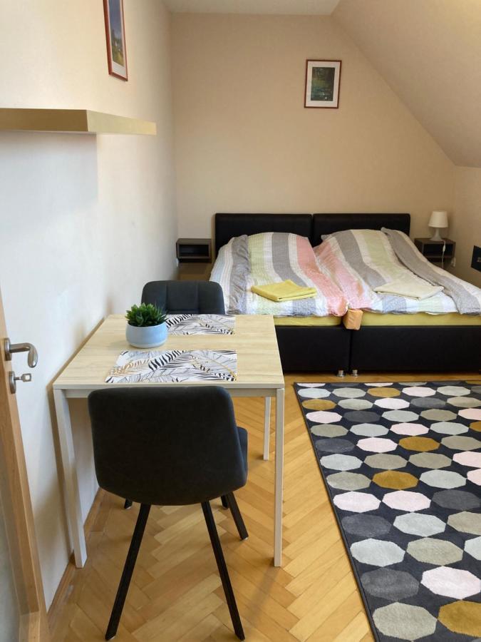 Kuenszler Apartmanhaz Zamárdi Exterior photo