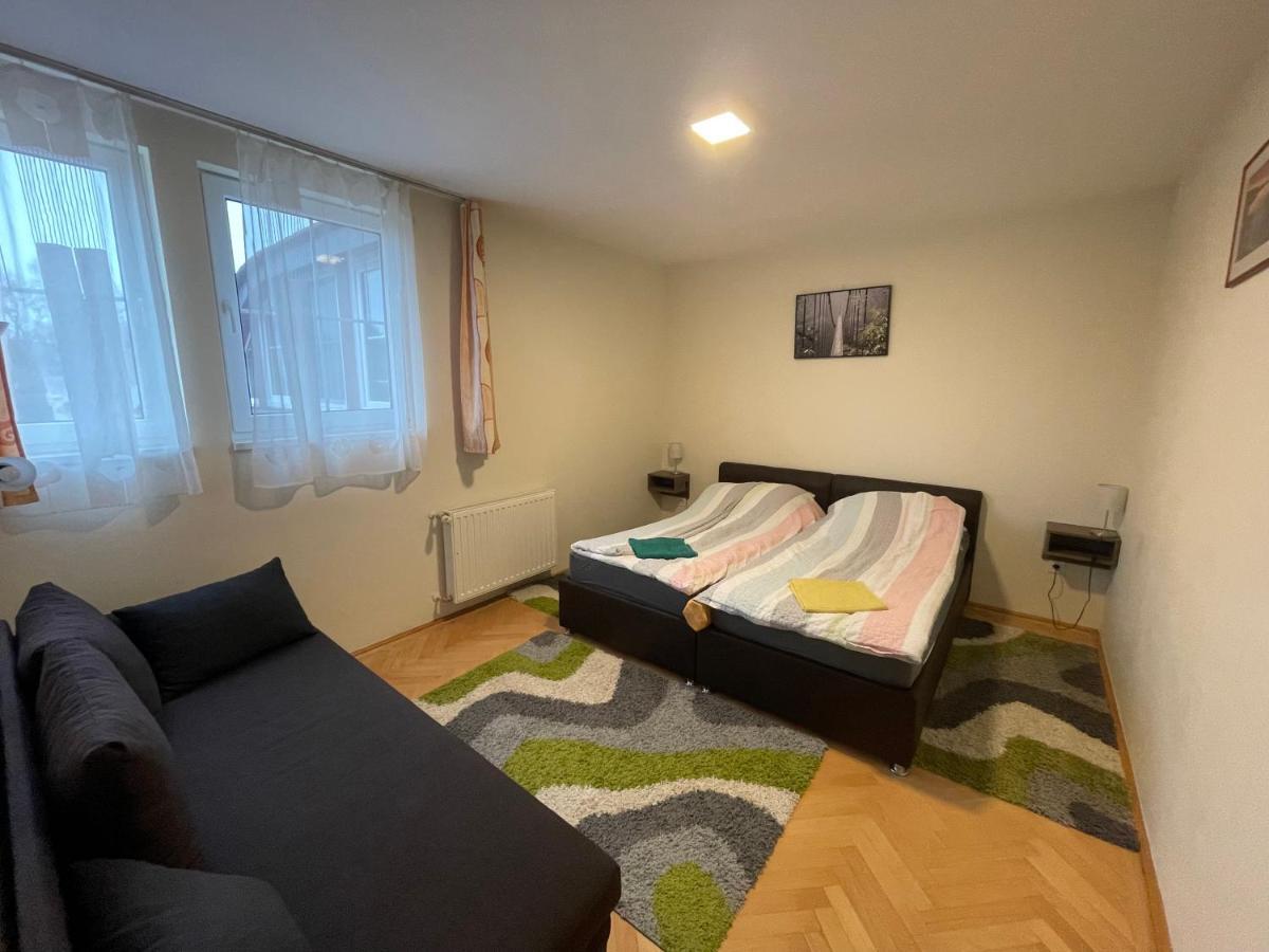 Kuenszler Apartmanhaz Zamárdi Exterior photo