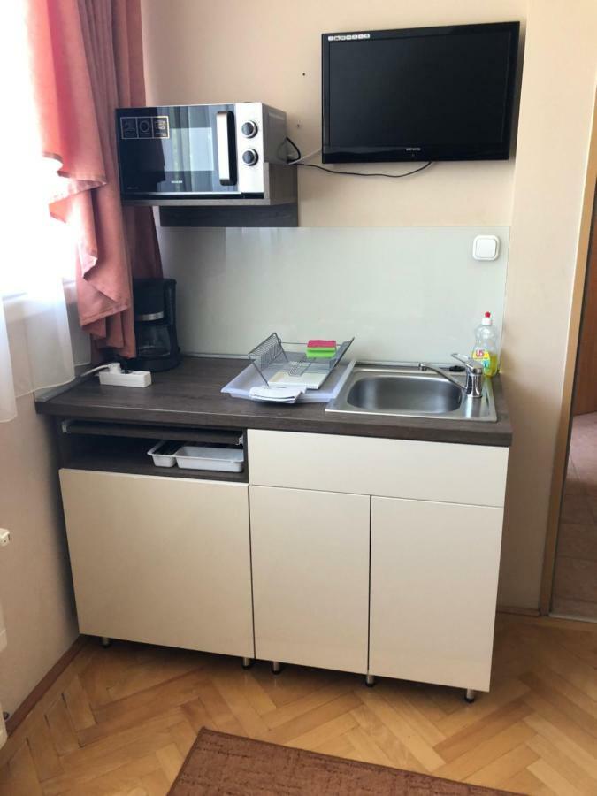 Kuenszler Apartmanhaz Zamárdi Exterior photo